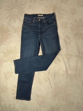 Levi's | 724 High Rise Straight Jeans | Size 29 | Dark Indigo